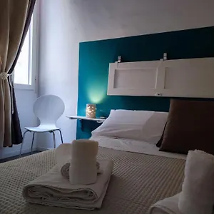 https://re-sole-luxury-appartment.lecce-hotels.com
